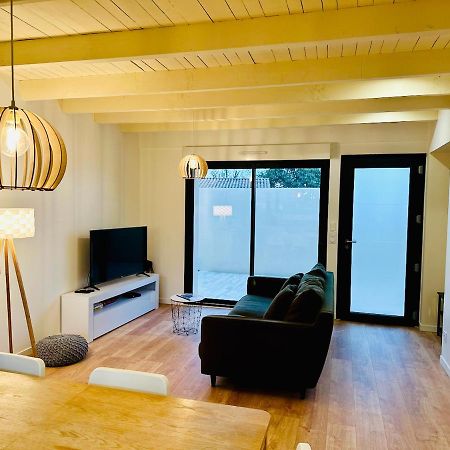 La Halte Occitane - Classe 3 Etoiles - Pour 6 Personnes, 3 Chambres, Parking, Terrasse, Tout Inclus Монтобан Экстерьер фото