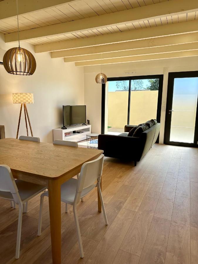La Halte Occitane - Classe 3 Etoiles - Pour 6 Personnes, 3 Chambres, Parking, Terrasse, Tout Inclus Монтобан Экстерьер фото